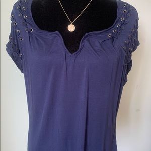 Venus Braided Sleeve Tee